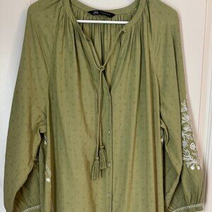 ZARA Boho Embroidered midi dress. Size XL. Like New